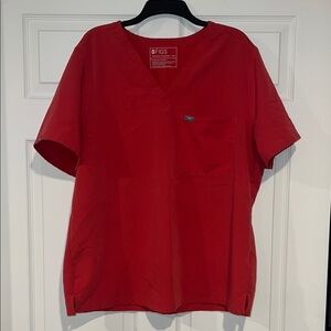 FIGS Catarina Scrub Top